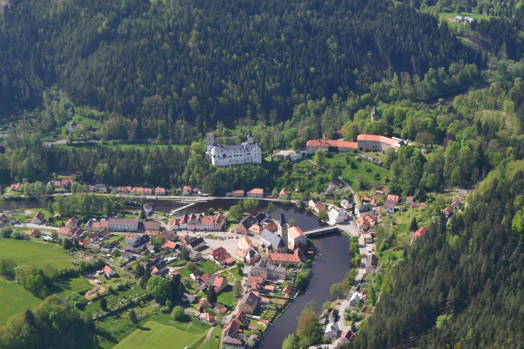 Hotel Ruze Rožmberk nad Vltavou Exterior foto