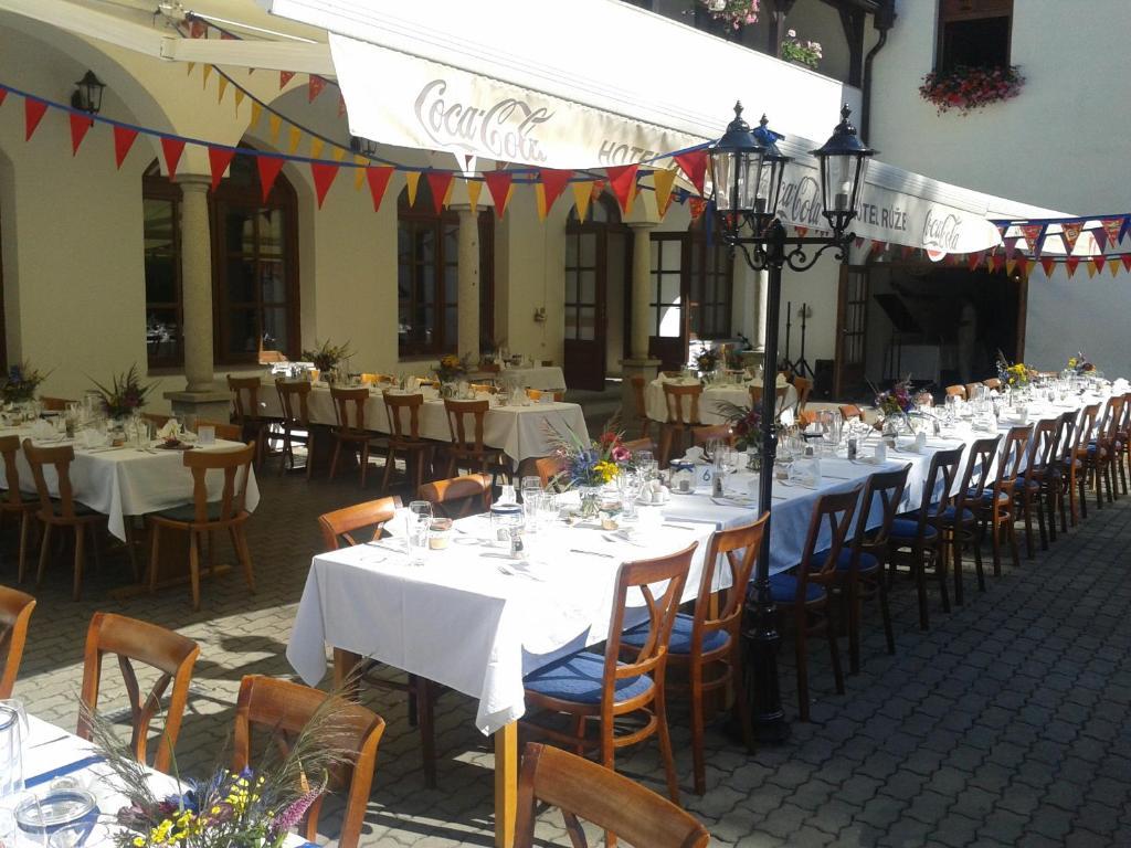 Hotel Ruze Rožmberk nad Vltavou Exterior foto