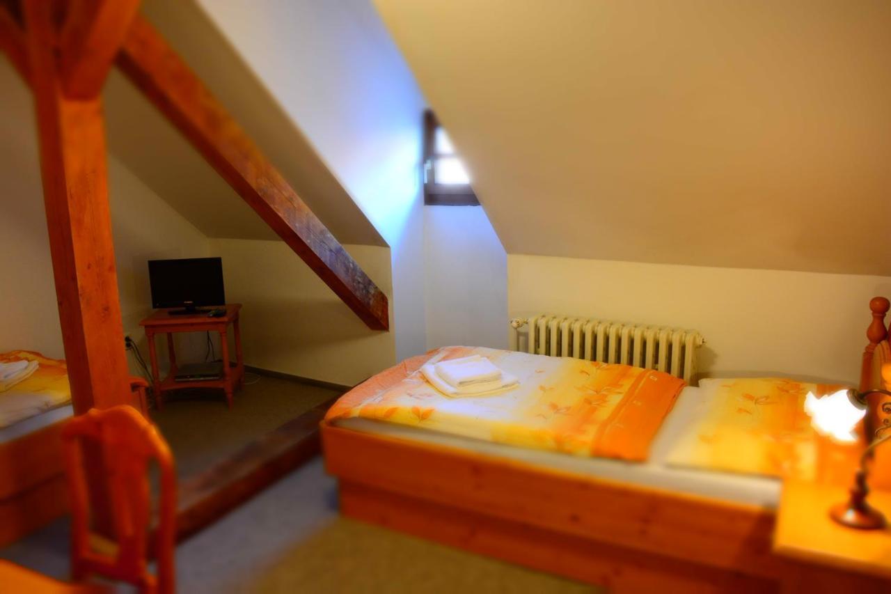 Hotel Ruze Rožmberk nad Vltavou Exterior foto