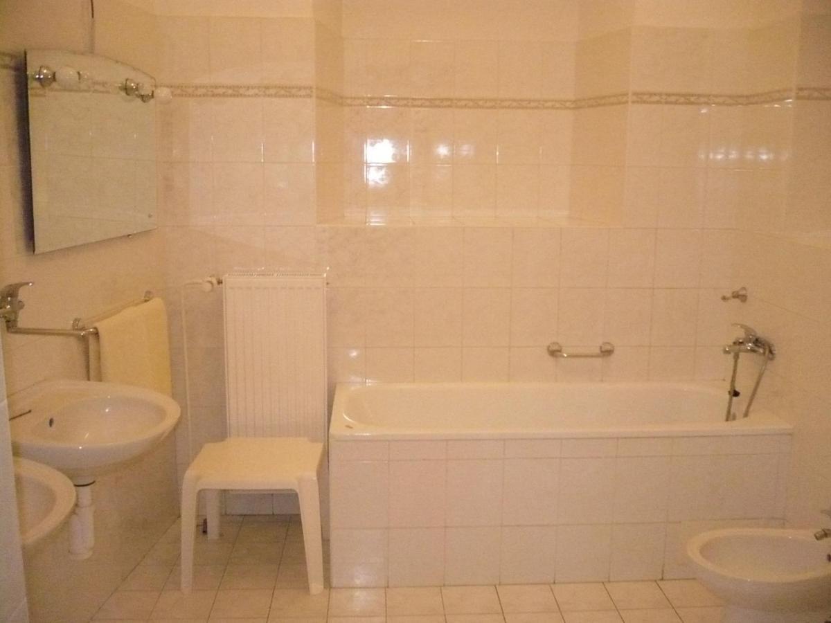 Hotel Ruze Rožmberk nad Vltavou Cameră foto